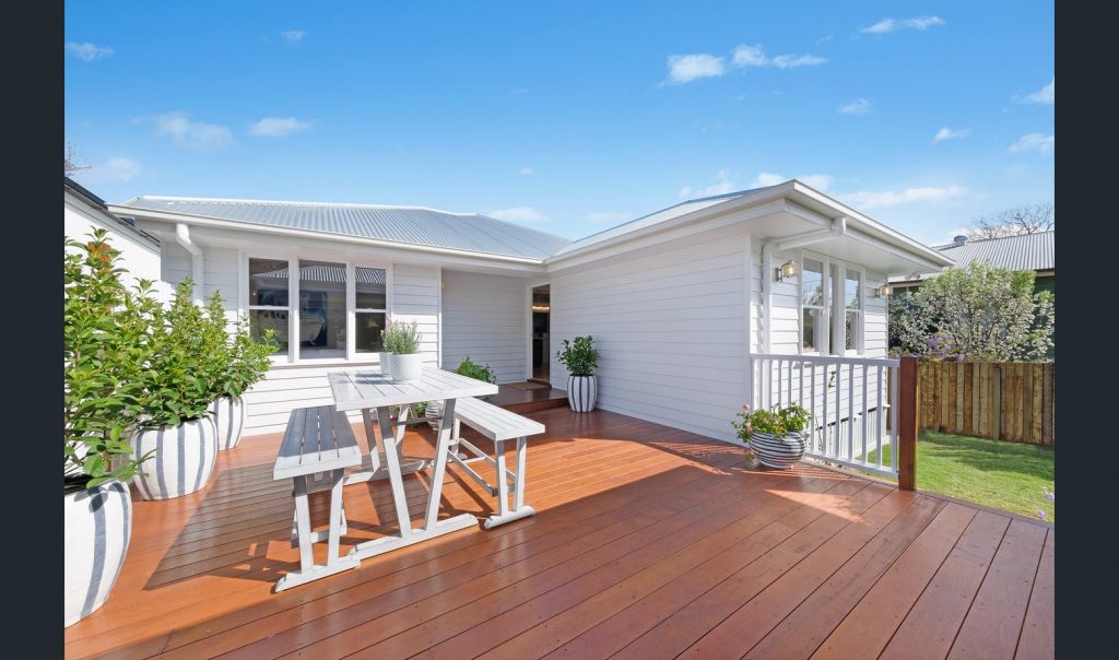Toowoomba Renovation - Front Deck